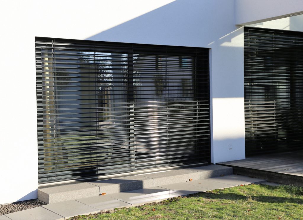 Tende frangisole e privacy