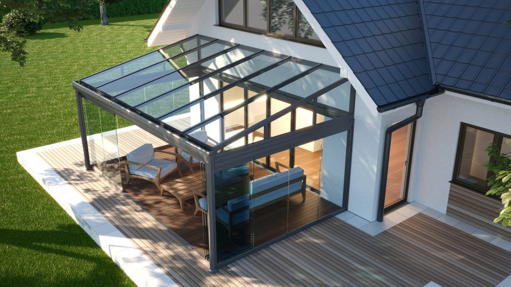 Vetrate scorrevoli per vivere il giardino anche in inverno